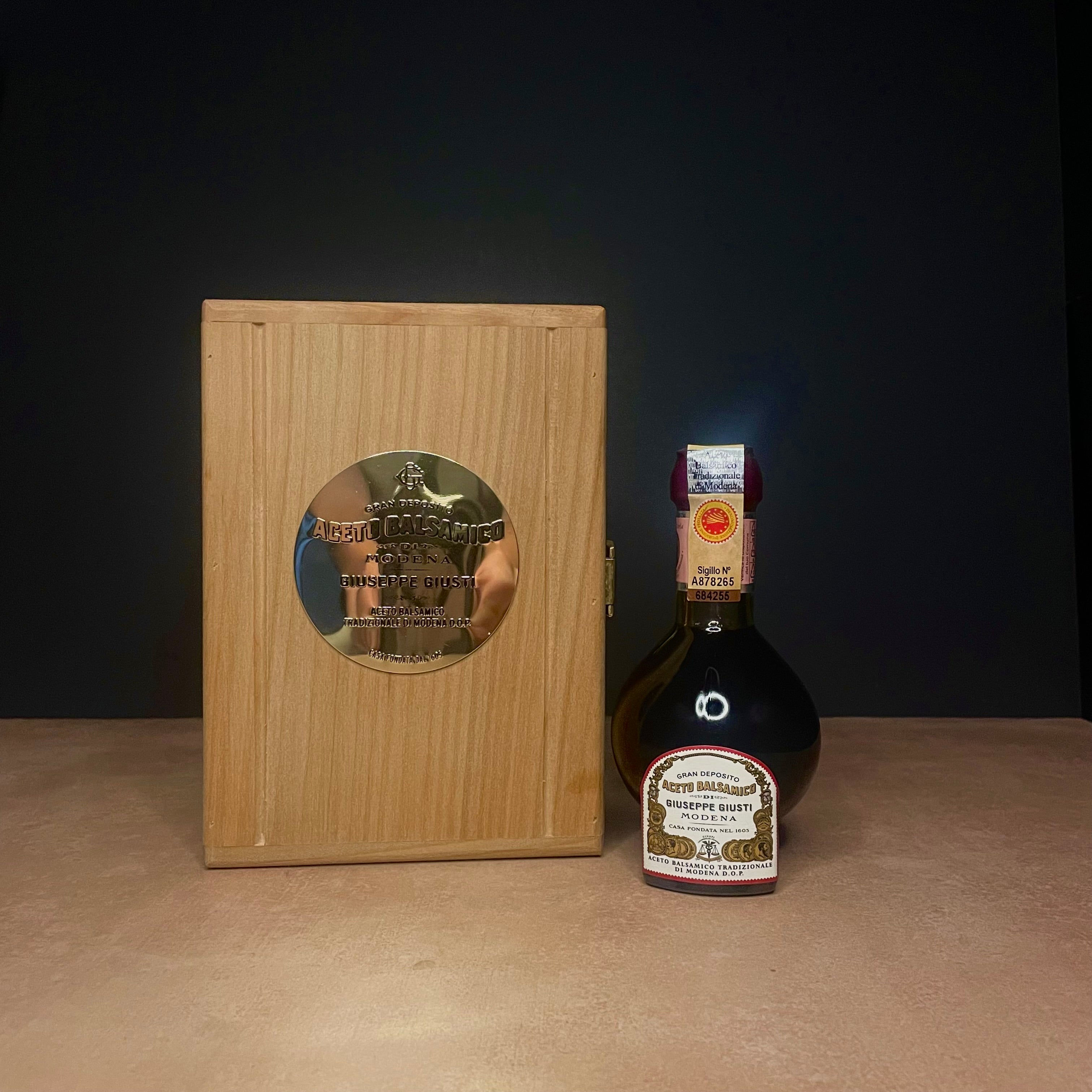 Giuseppe Giusti Traditional Balsamic Vinegar Of Modena DOP "Affinato" 100ml Olives&Oils(O&O)